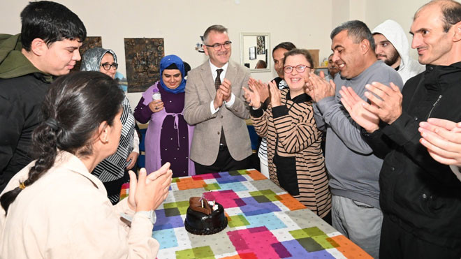 Başkan Ustaoğlu, engelli bireyleri unutmadı